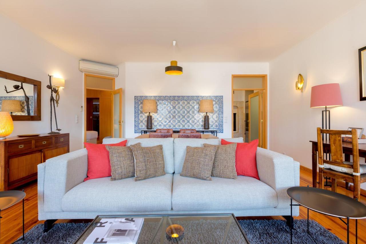 Lisbon Charming Apartment Praca Da Figueira Luaran gambar