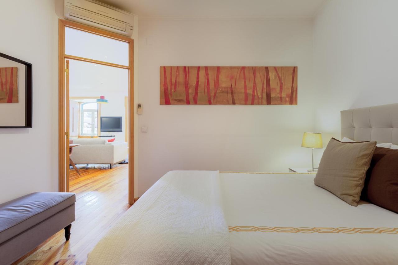 Lisbon Charming Apartment Praca Da Figueira Luaran gambar