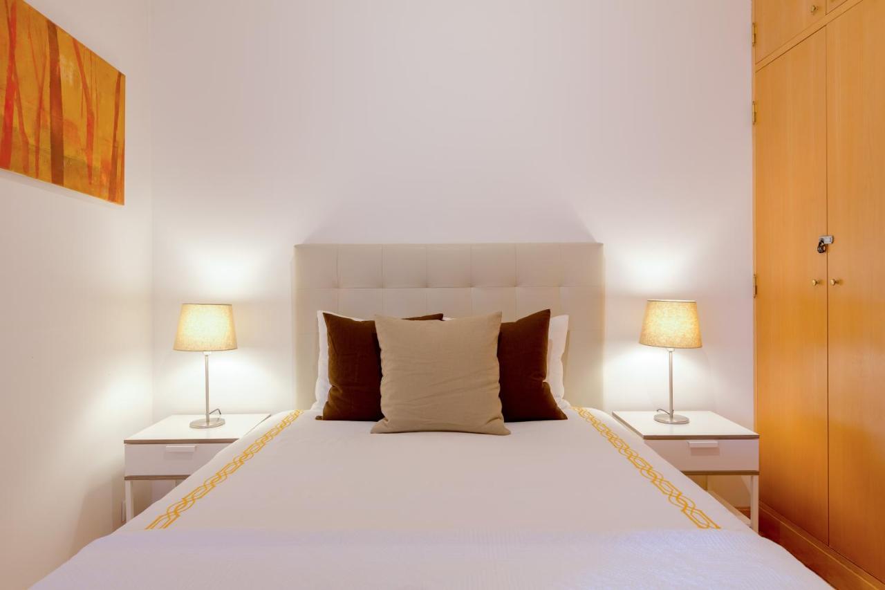Lisbon Charming Apartment Praca Da Figueira Luaran gambar